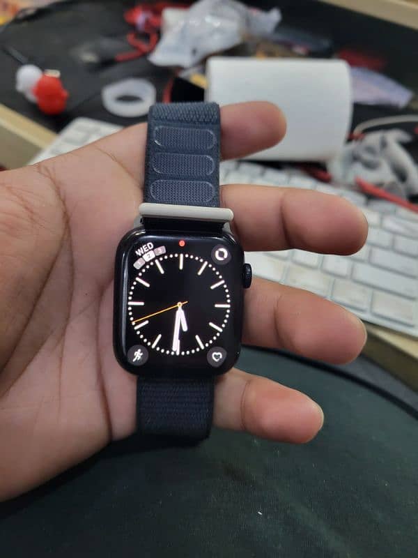 Apple Watch series 9 45mm 8