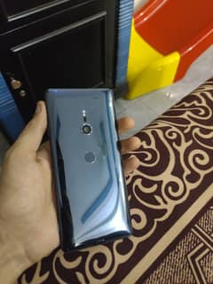 Sony Xperia xz3 in good condition Dot in Lcd non Pta ( tax 1400 )