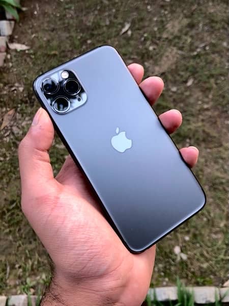 iphone 11 pro MINT PTA 256GB WATERPACK 3