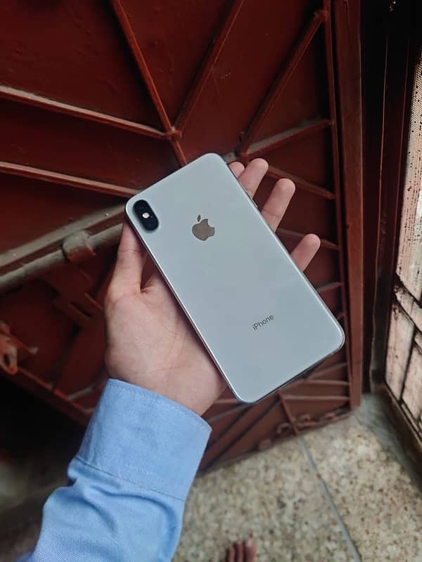 i phone xs max 256gb non pta / 03256570048 4