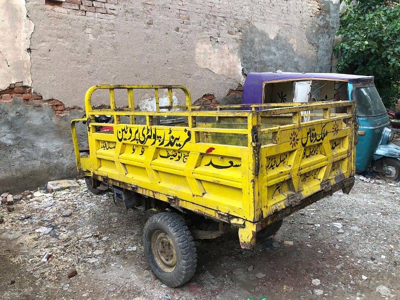 Loader rickshaw 0