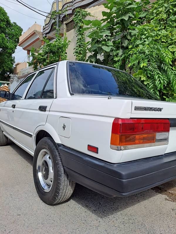 Nissan Sunny 1988 b12 antique islamabad registered 3