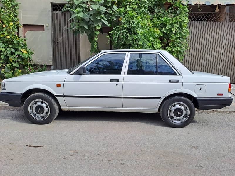 Nissan Sunny 1988 b12 antique islamabad registered 6