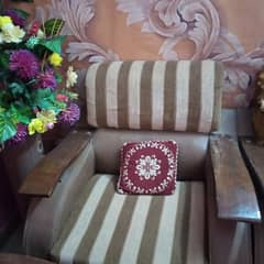 Good conditions 4 seater sofa