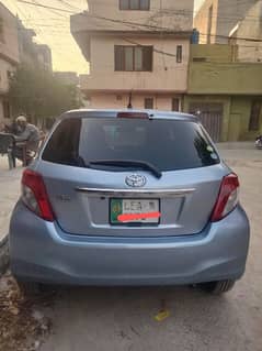 Toyota Vitz 2013 model 2016 ragester