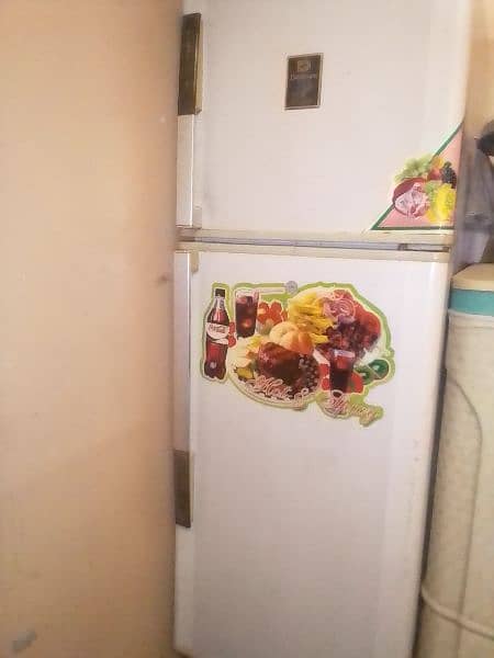 medium size fridge new condition 2