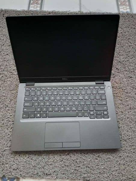 dell latitude core i5 8th gen in brand new conditions 1