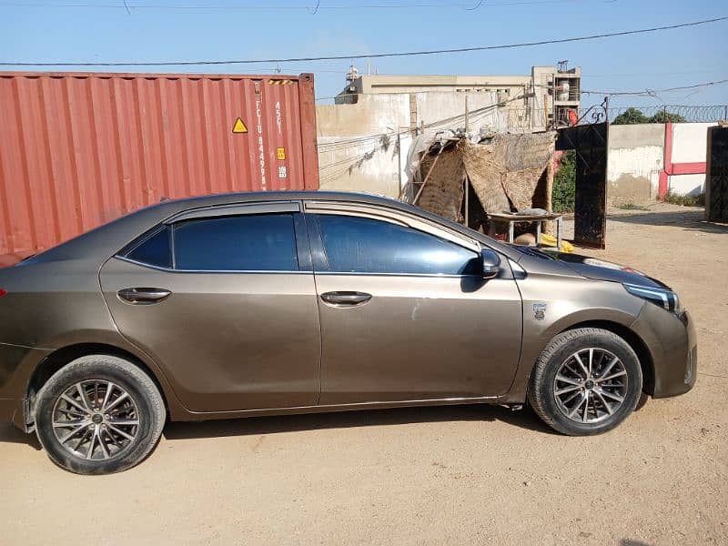 Toyota Altis Grande 2015 5