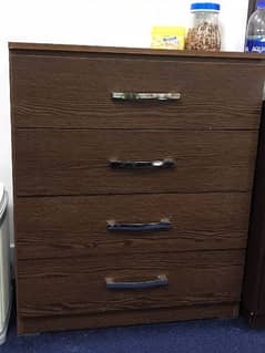 4 drawers Chester for sale