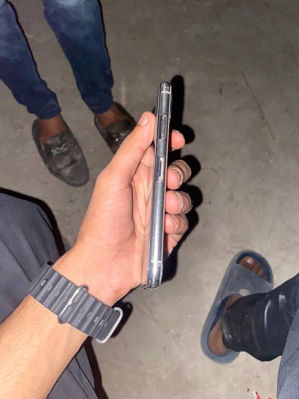 IPHONE XS 256 GB NON PTA JV 3