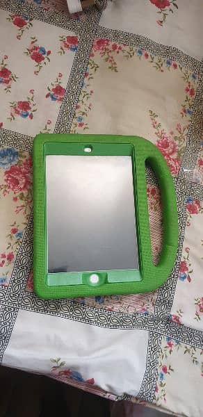 i pad mini 8