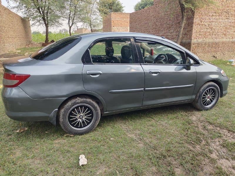 Honda City IDSI 2004 03334917121 2