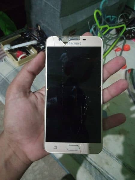 Samsung Galaxy j7 prime Urgent sale 03420987931 0