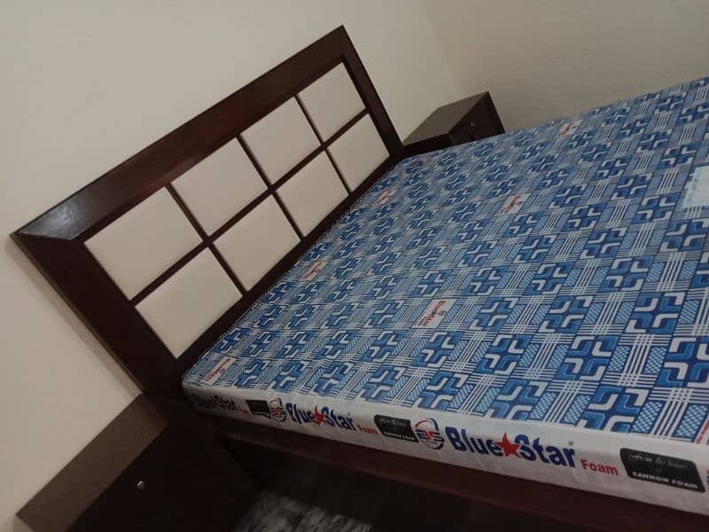 bed and The mattress 2