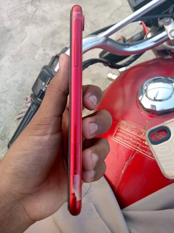 Iphone XR 64GB Pta Aproved Dual simCall 03046639262 3