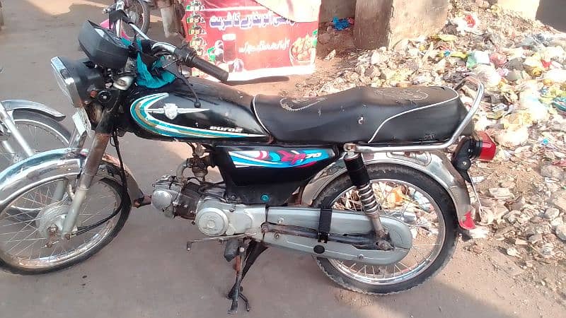 AOA lush condition bike hai koe kam nh hone wala bike mein argant sale 0