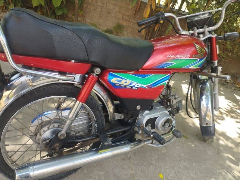 Honda CD70 5