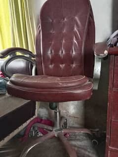 chair new condition 0