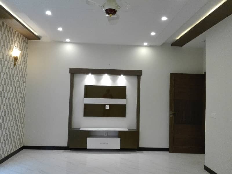 7 Marla House available for sale in Punjab University Society Phase 2 if you hurry 3