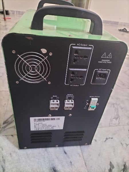 camping UPS solor charge  inverter 3