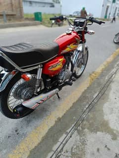 Honda CG 125 bike