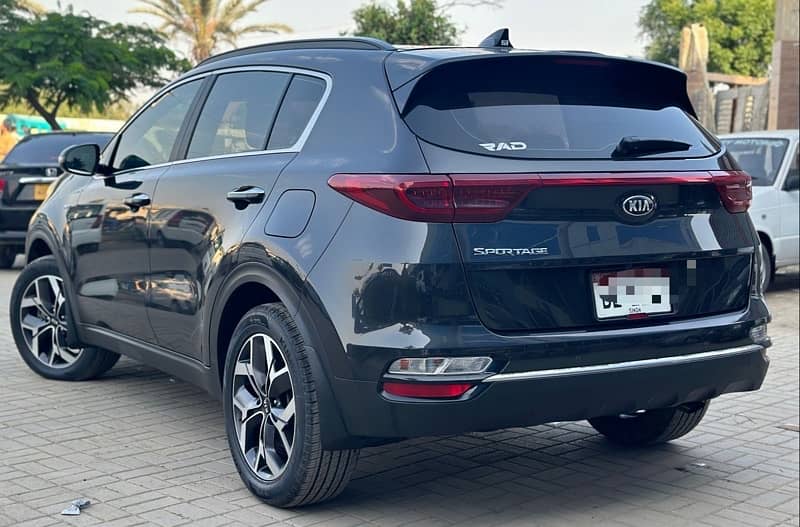 KIA Sportage 2023 AWD. Bumper to Bumper Januine 6