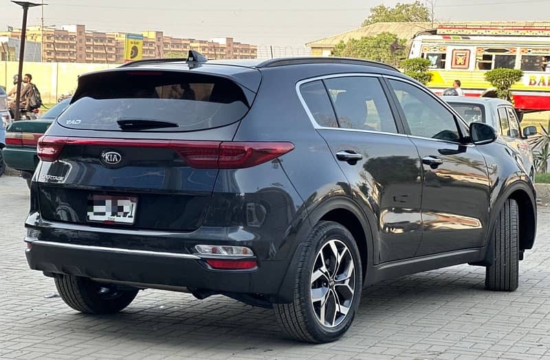 KIA Sportage 2023 AWD. Bumper to Bumper Januine 7