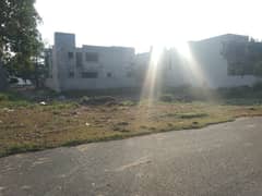 Plot In Lda Avenue 1 Block B Near To Raiwind Road