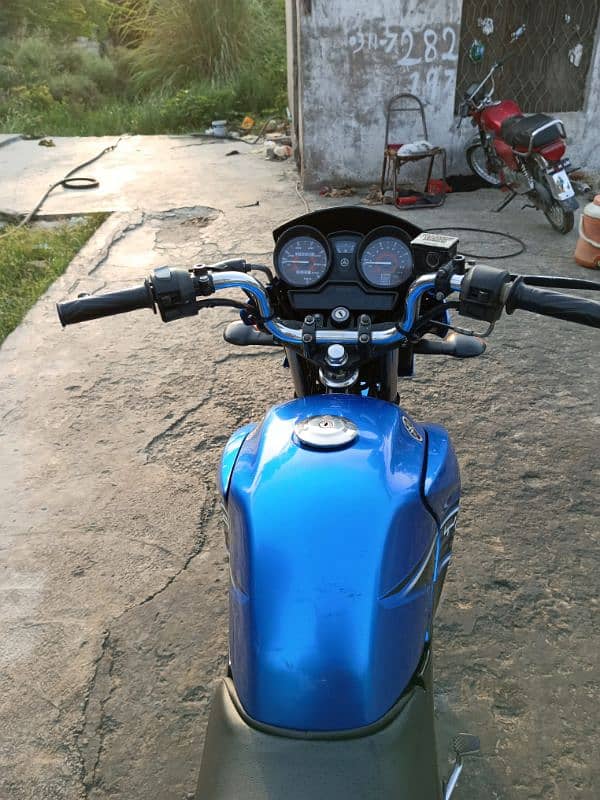 Yamaha ybr 125cc self start new janven condition all documents complet 8