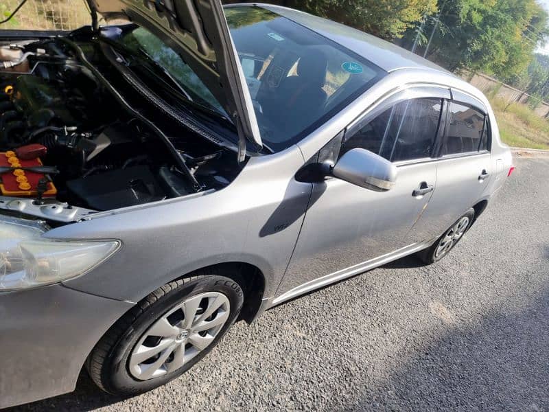 Toyota Corolla GLI 2013 14