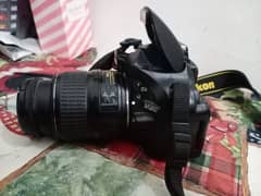 Nikon DSLR D5200 10/10 condition for sale