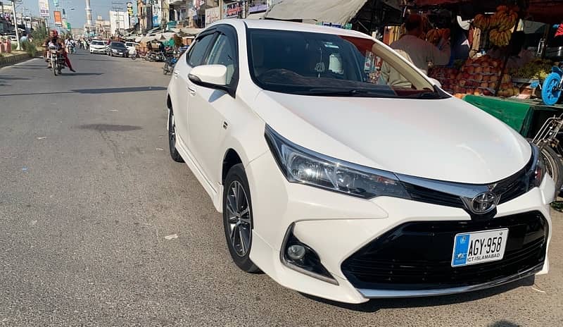 Toyota Corolla Altis 2018 Total original 6