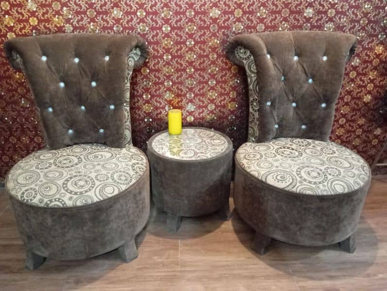 2 Single Seater Sofas with round table for sale. 2