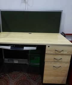 computer/ Study Table