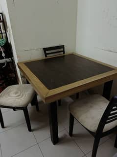 Habit 4 person table