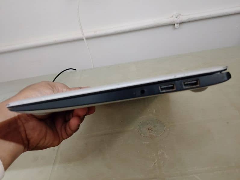 Lenovo 110 s 2