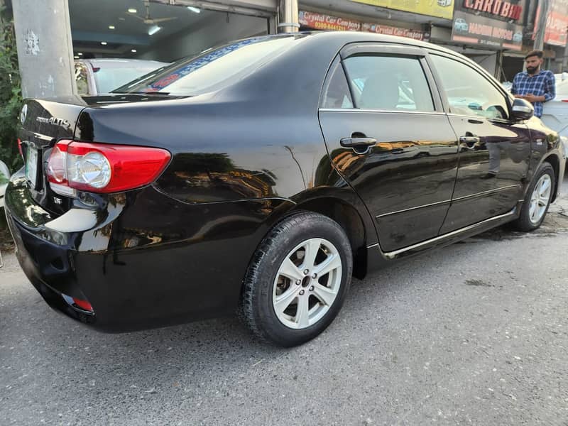 Toyota Corolla Altis 2014 6