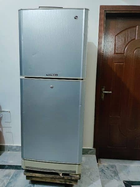 PEL fridge for sale. Good condition 6