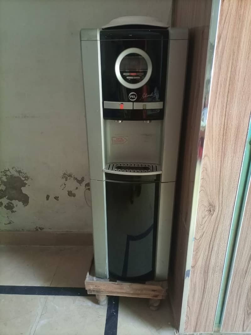 Water dispenser for sale 1