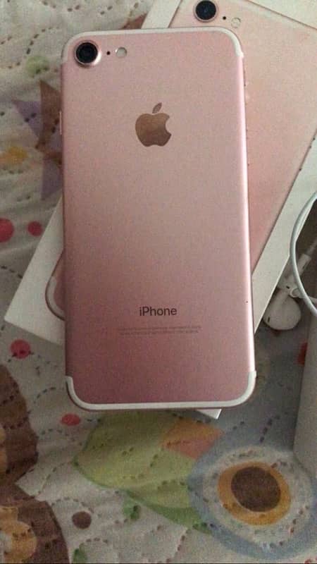 iPhone 7 128gb water pack 0