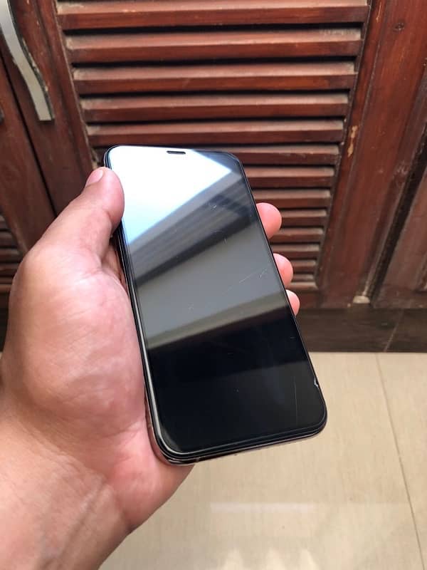 IPhone 11 Pro 2