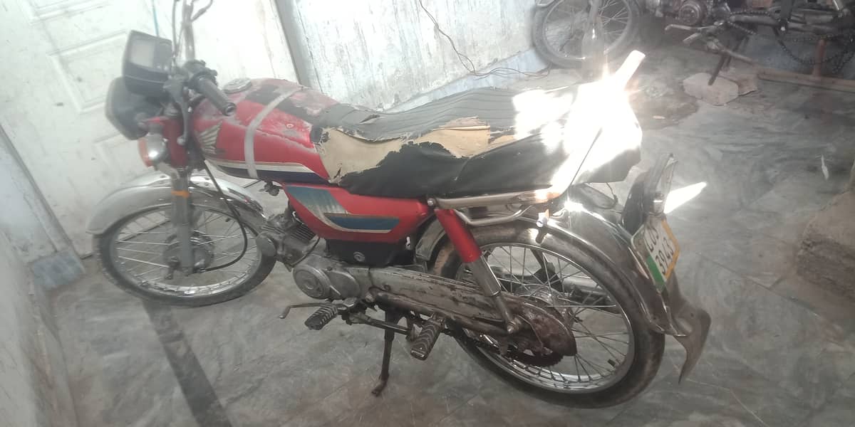 Honda CD 70 1993 3