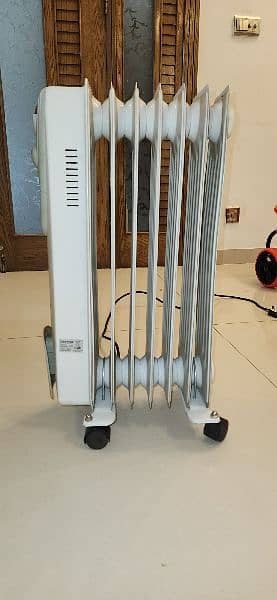 iGenix Oil filled Electric Radiator 1.5kW/1500w 1