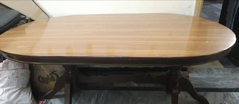 6 Seater good quality dining table for sale. . . 4