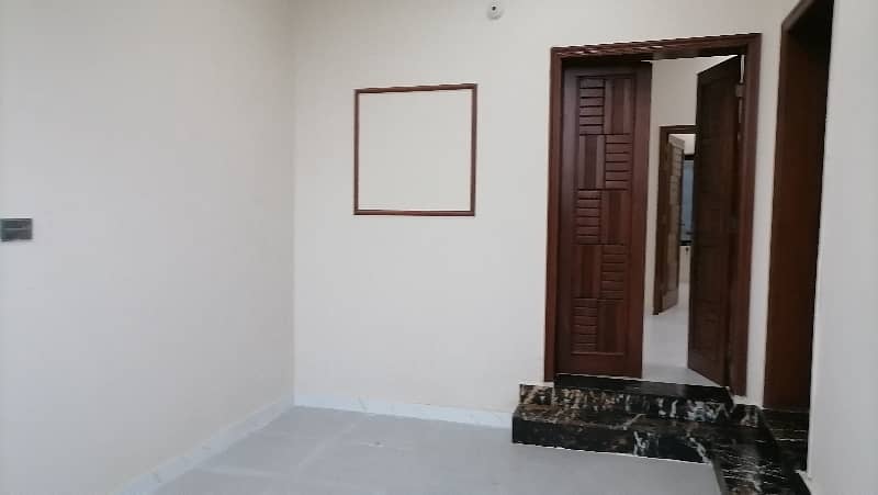 Prime Location 5 Marla House For sale In Satiana Road Satiana Road In Only Rs. 12000000 7