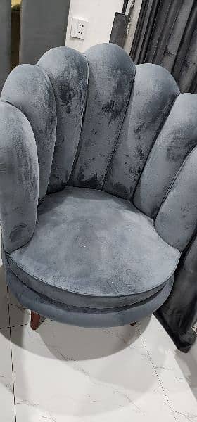 bedroom chair 1