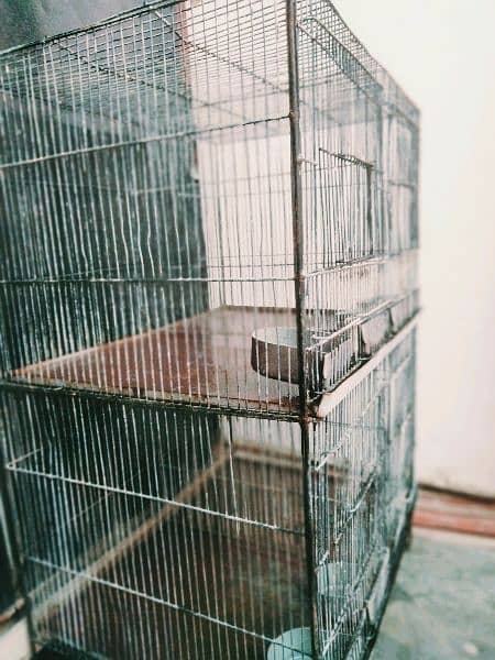 Cage Hai Size 3/2 Four Boxes ka hai 2