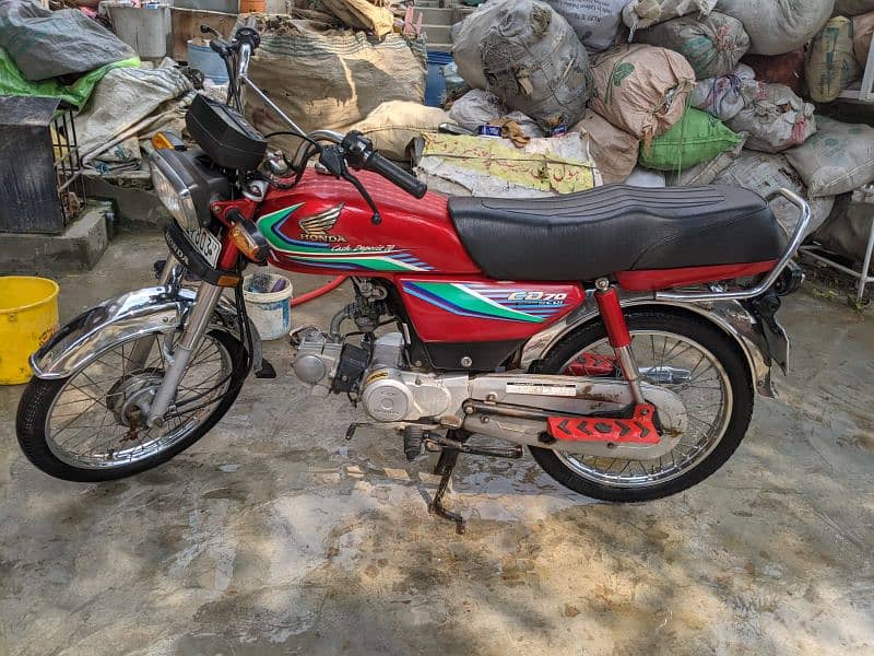 Totel Geniun Bike Lahore Number he 3