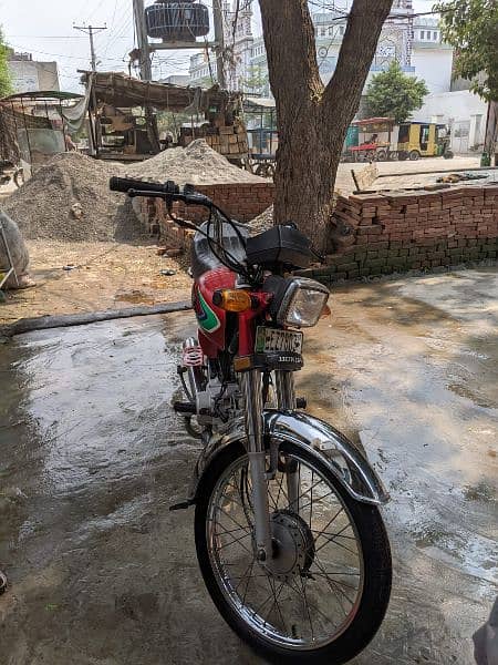 Totel Geniun Bike Lahore Number he 4