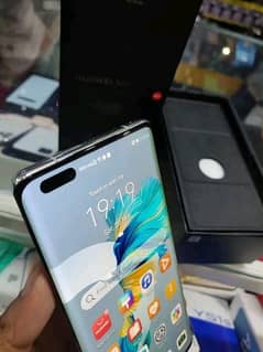 Huwaie mate 40 pro 8 GB ram 256gb 03701438960 0